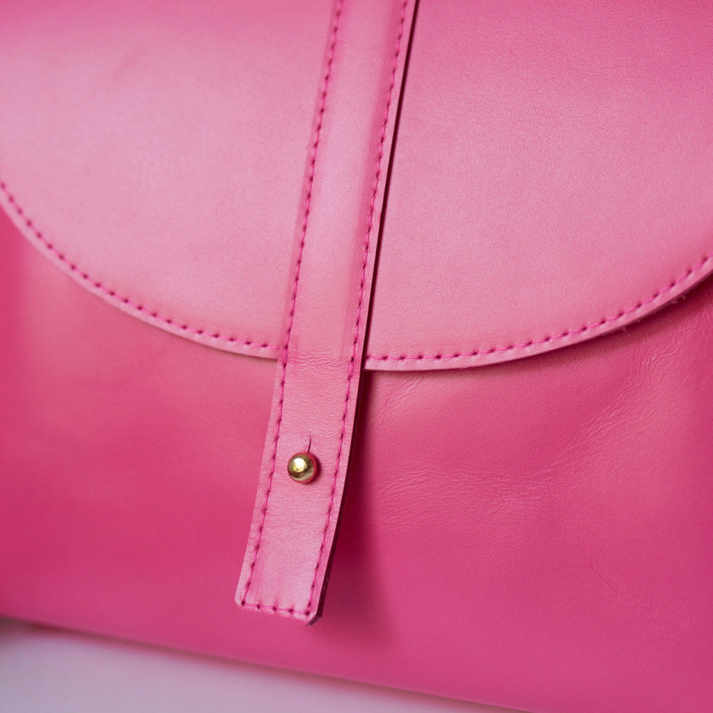 alexbender-Handtasche  echt Leder Flashy Pink in Berlin kaufen